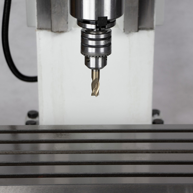 Вертикальный фрезерный станок по металлу Visprom FPV-50