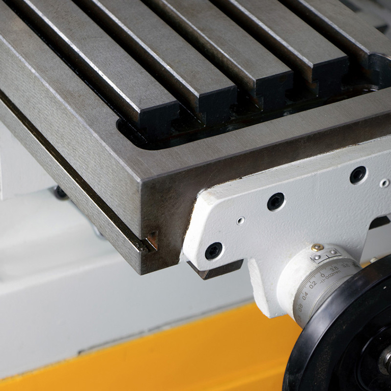 Вертикальный фрезерный станок по металлу Visprom FPV-50