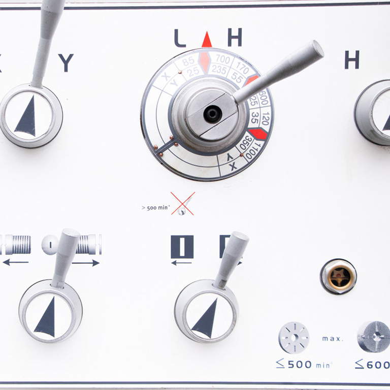 Универсальный токарный станок Proma SPF-1000PHS с УЦИ