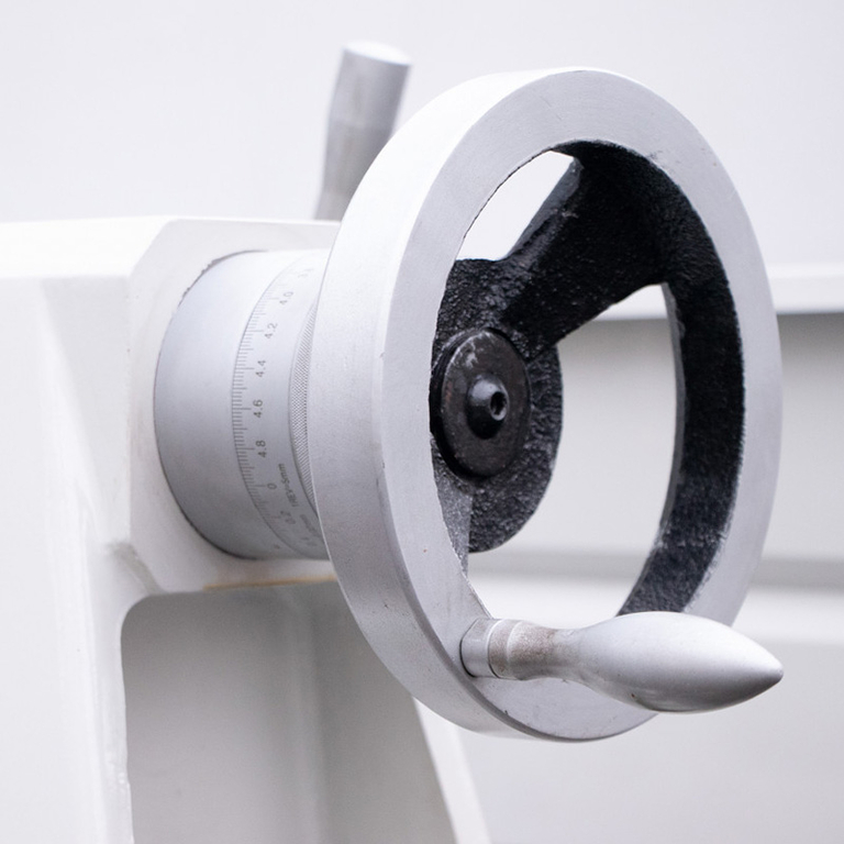 Универсальный токарный станок Proma SPF-1000PHS с УЦИ