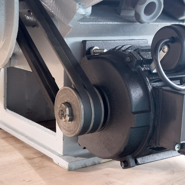 Комбинированный деревообрабатывающий станок Visprom CWM-200-3/220