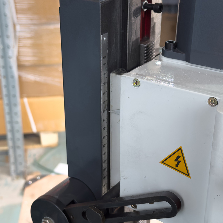 Фрезерный станок Visprom FPV-25LP