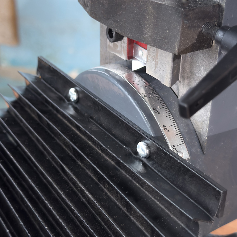 Фрезерный станок Visprom FPV-25LP