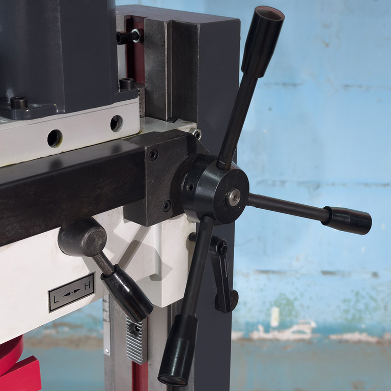 Фрезерный станок Visprom FPV-25LP